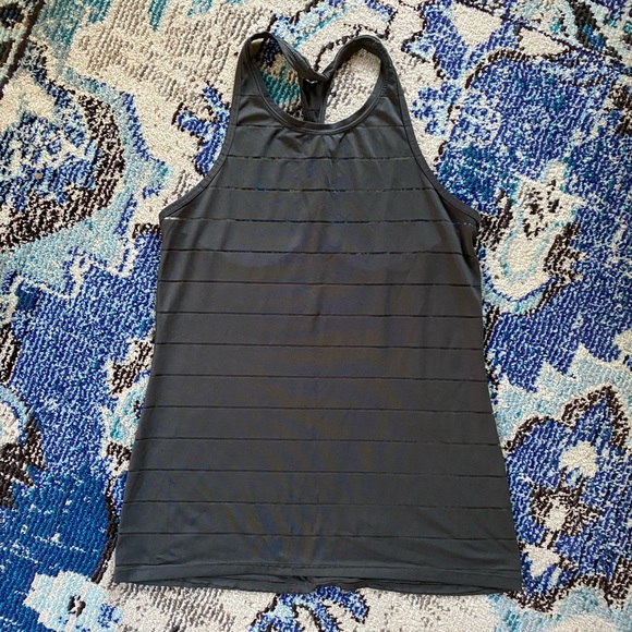 Athleta hi-neck chi tank - Picture 2 of 5